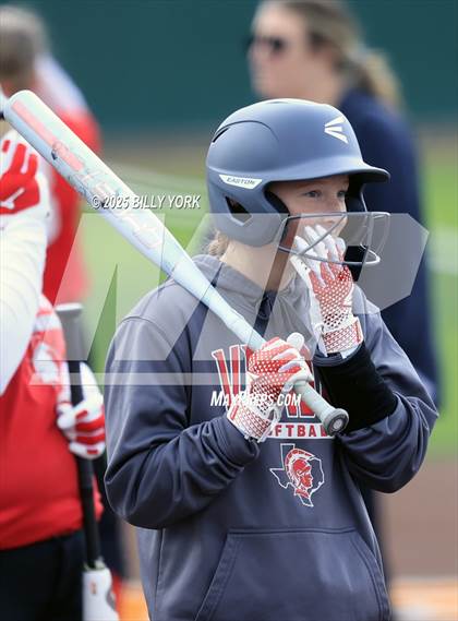 Thumbnail 1 in Wills Point vs Van photogallery.