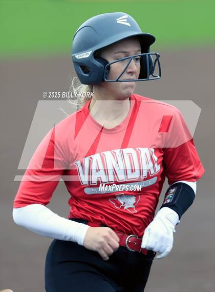 Thumbnail 1 in Wills Point vs Van photogallery.