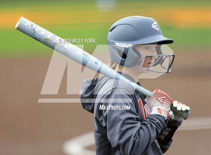 Thumbnail 1 in Wills Point vs Van photogallery.