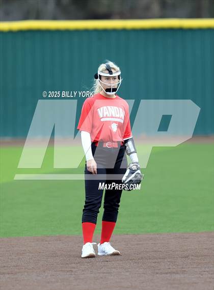 Thumbnail 1 in Wills Point vs Van photogallery.