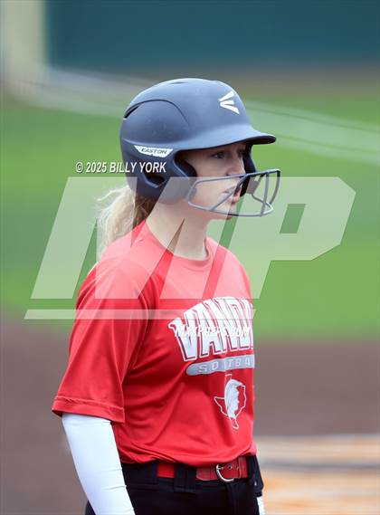 Thumbnail 3 in Wills Point vs Van photogallery.