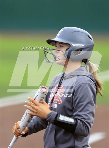 Thumbnail 2 in Wills Point vs Van photogallery.