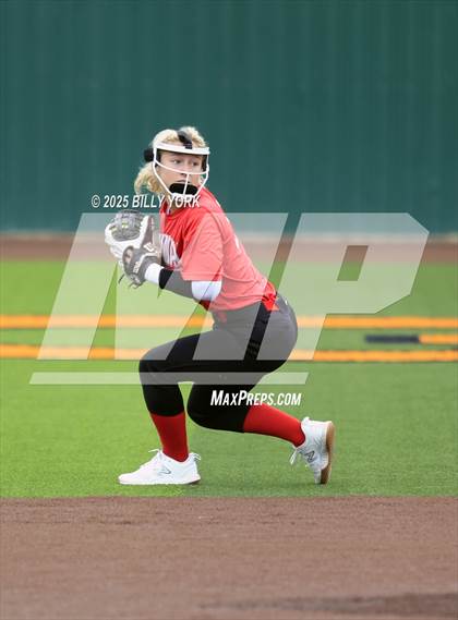 Thumbnail 2 in Wills Point vs Van photogallery.