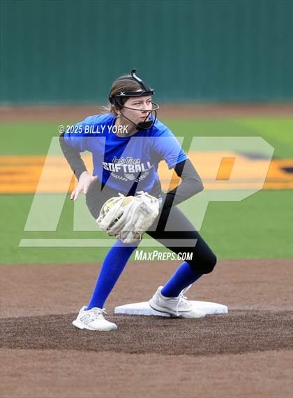 Thumbnail 1 in Wills Point vs Van photogallery.