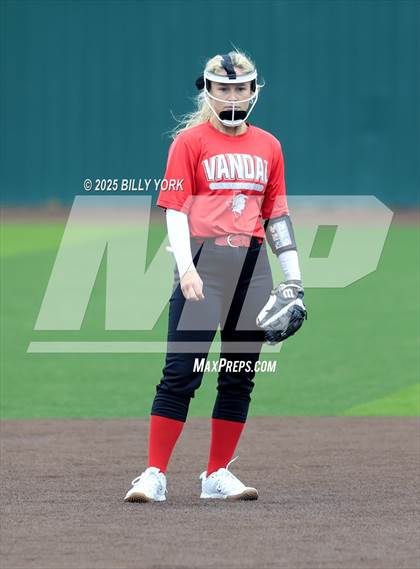 Thumbnail 3 in Wills Point vs Van photogallery.
