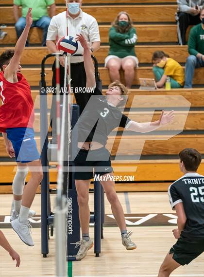 Thumbnail 1 in Roncalli VS Trinity photogallery.
