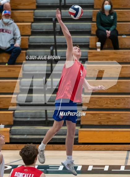 Thumbnail 3 in Roncalli VS Trinity photogallery.