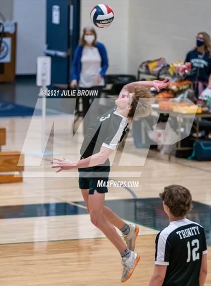Thumbnail 1 in Roncalli VS Trinity photogallery.