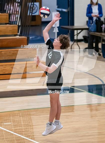 Thumbnail 3 in Roncalli VS Trinity photogallery.