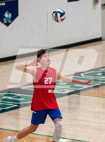 Thumbnail 2 in Roncalli VS Trinity photogallery.