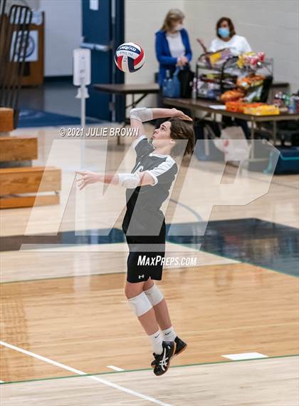 Thumbnail 3 in Roncalli VS Trinity photogallery.
