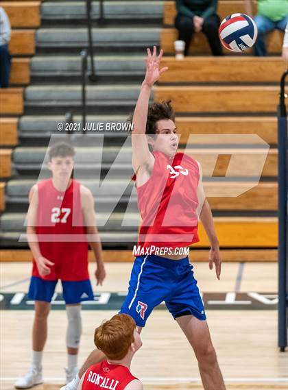 Thumbnail 1 in Roncalli VS Trinity photogallery.