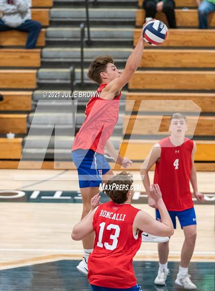 Thumbnail 2 in Roncalli VS Trinity photogallery.