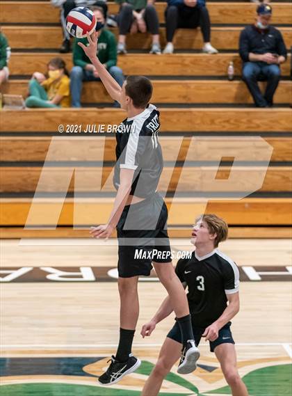 Thumbnail 2 in Roncalli VS Trinity photogallery.