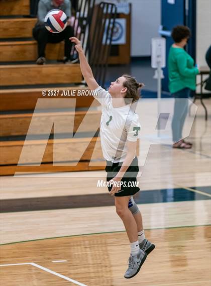 Thumbnail 2 in Roncalli VS Trinity photogallery.
