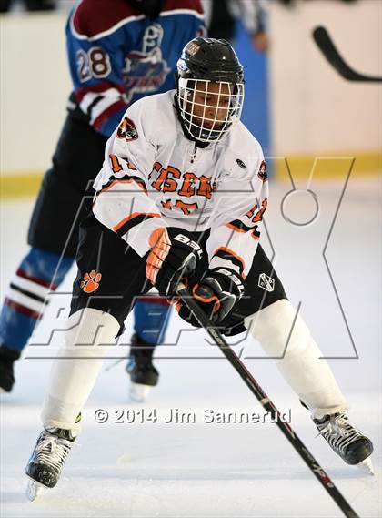 Thumbnail 3 in Rye Town/Harrison vs White Plains (Guy Mathews Invitational Tournament) photogallery.