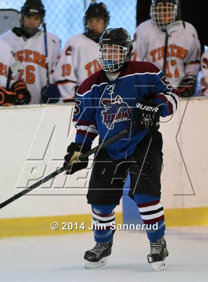 Thumbnail 1 in Rye Town/Harrison vs White Plains (Guy Mathews Invitational Tournament) photogallery.