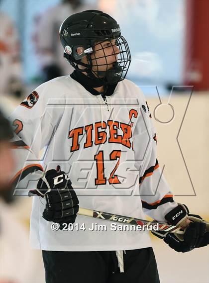 Thumbnail 3 in Rye Town/Harrison vs White Plains (Guy Mathews Invitational Tournament) photogallery.