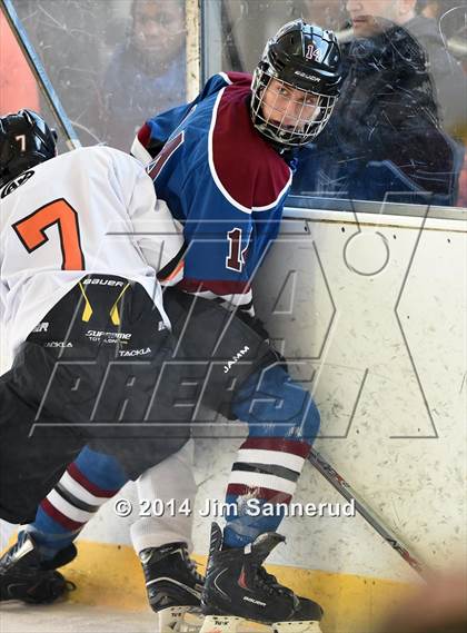 Thumbnail 3 in Rye Town/Harrison vs White Plains (Guy Mathews Invitational Tournament) photogallery.