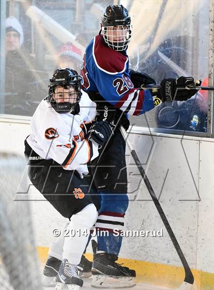 Thumbnail 1 in Rye Town/Harrison vs White Plains (Guy Mathews Invitational Tournament) photogallery.