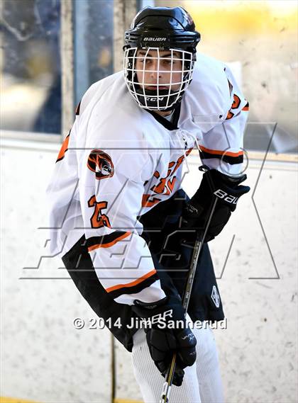 Thumbnail 2 in Rye Town/Harrison vs White Plains (Guy Mathews Invitational Tournament) photogallery.