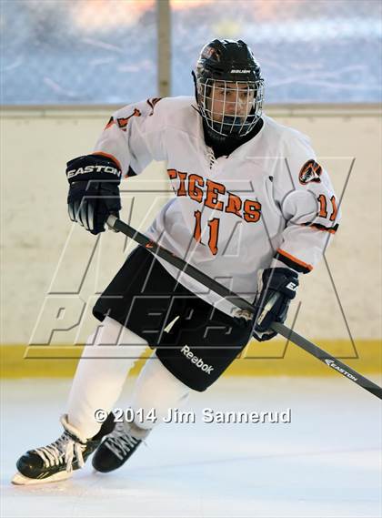 Thumbnail 2 in Rye Town/Harrison vs White Plains (Guy Mathews Invitational Tournament) photogallery.