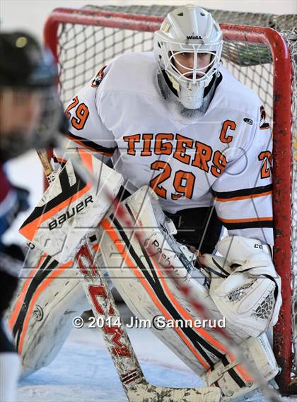 Thumbnail 2 in Rye Town/Harrison vs White Plains (Guy Mathews Invitational Tournament) photogallery.