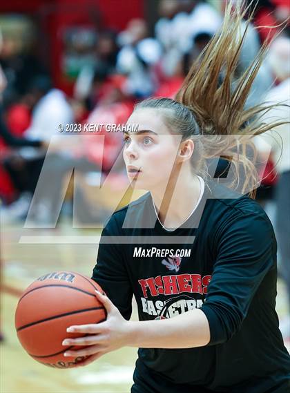 Thumbnail 3 in Fishers vs Fort Wayne Snider (IHSAA 4A Semi-state Semi Finals) photogallery.