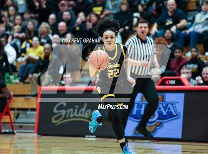 Thumbnail 1 in Fishers vs Fort Wayne Snider (IHSAA 4A Semi-state Semi Finals) photogallery.