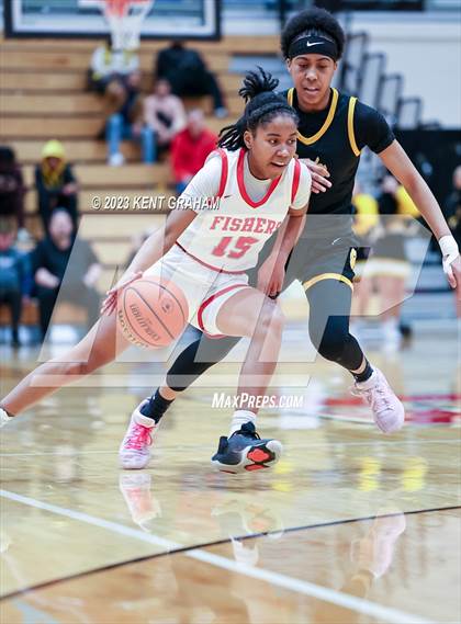 Thumbnail 1 in Fishers vs Fort Wayne Snider (IHSAA 4A Semi-state Semi Finals) photogallery.