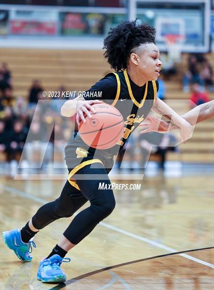 Thumbnail 2 in Fishers vs Fort Wayne Snider (IHSAA 4A Semi-state Semi Finals) photogallery.