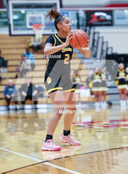 Thumbnail 1 in Fishers vs Fort Wayne Snider (IHSAA 4A Semi-state Semi Finals) photogallery.