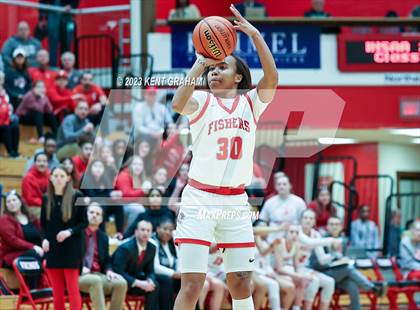 Thumbnail 1 in Fishers vs Fort Wayne Snider (IHSAA 4A Semi-state Semi Finals) photogallery.