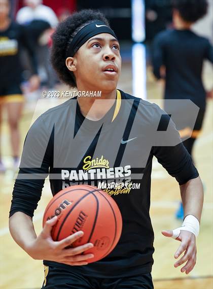 Thumbnail 3 in Fishers vs Fort Wayne Snider (IHSAA 4A Semi-state Semi Finals) photogallery.