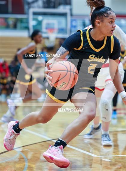 Thumbnail 2 in Fishers vs Fort Wayne Snider (IHSAA 4A Semi-state Semi Finals) photogallery.