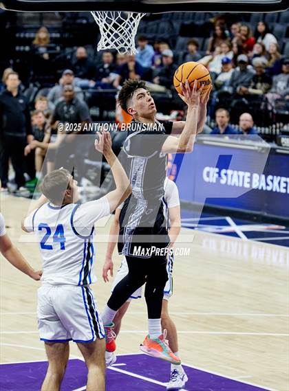 Thumbnail 2 in Fresno Christian vs Priory (CIF State D4 Final) photogallery.