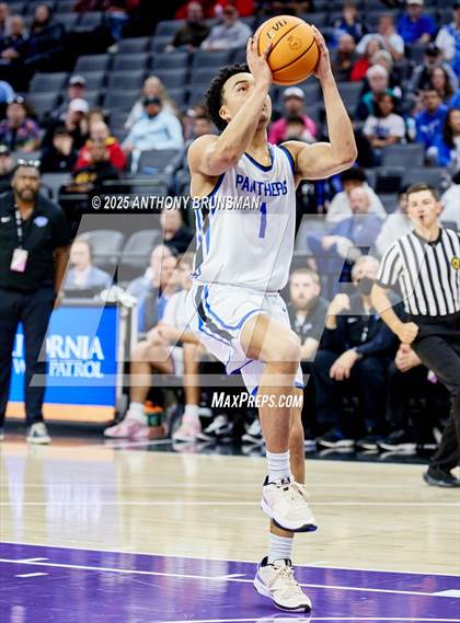 Thumbnail 1 in Fresno Christian vs Priory (CIF State D4 Final) photogallery.
