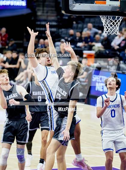 Thumbnail 3 in Fresno Christian vs Priory (CIF State D4 Final) photogallery.