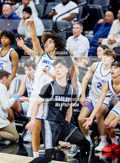 Thumbnail 2 in Fresno Christian vs Priory (CIF State D4 Final) photogallery.