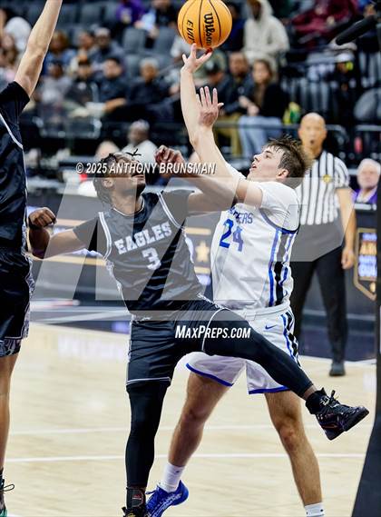 Thumbnail 1 in Fresno Christian vs Priory (CIF State D4 Final) photogallery.
