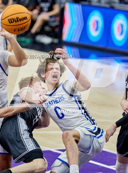 Thumbnail 3 in Fresno Christian vs Priory (CIF State D4 Final) photogallery.