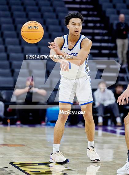 Thumbnail 1 in Fresno Christian vs Priory (CIF State D4 Final) photogallery.