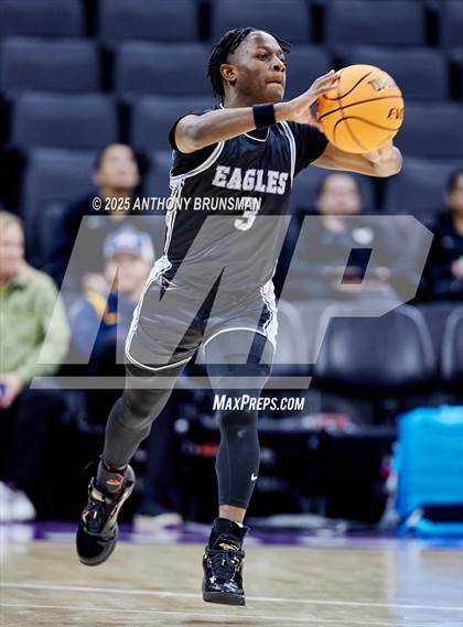 Thumbnail 1 in Fresno Christian vs Priory (CIF State D4 Final) photogallery.