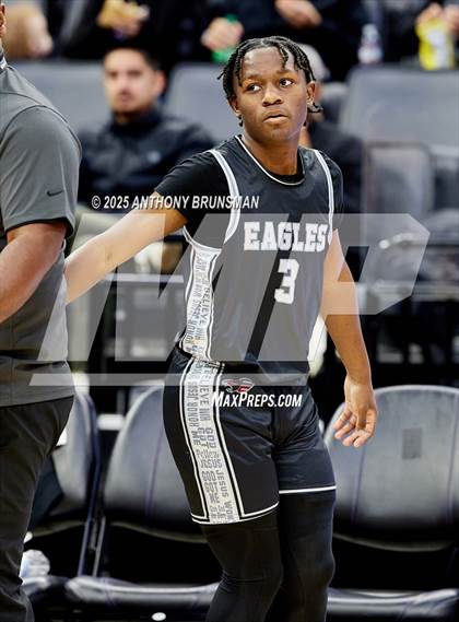 Thumbnail 2 in Fresno Christian vs Priory (CIF State D4 Final) photogallery.