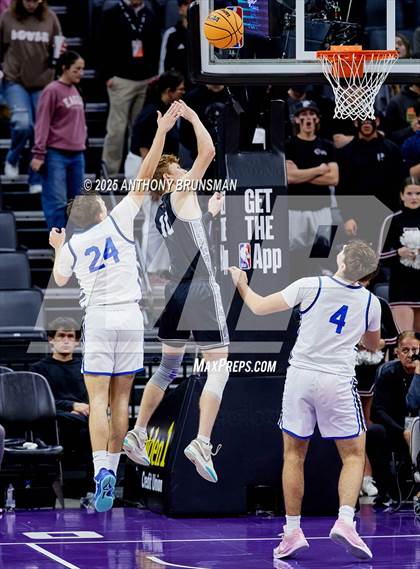 Thumbnail 2 in Fresno Christian vs Priory (CIF State D4 Final) photogallery.