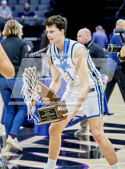 Thumbnail 3 in Fresno Christian vs Priory (CIF State D4 Final) photogallery.