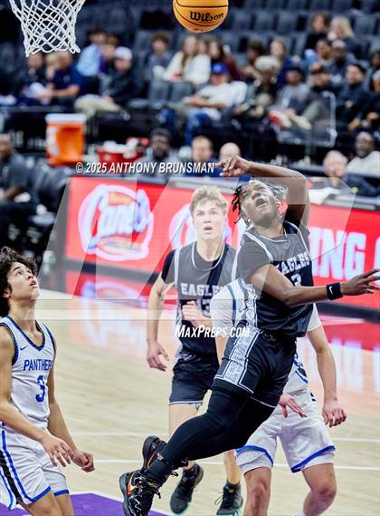 Thumbnail 3 in Fresno Christian vs Priory (CIF State D4 Final) photogallery.