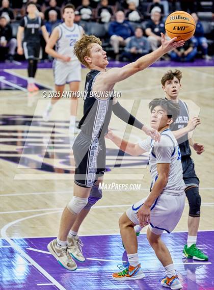 Thumbnail 2 in Fresno Christian vs Priory (CIF State D4 Final) photogallery.