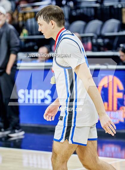 Thumbnail 1 in Fresno Christian vs Priory (CIF State D4 Final) photogallery.