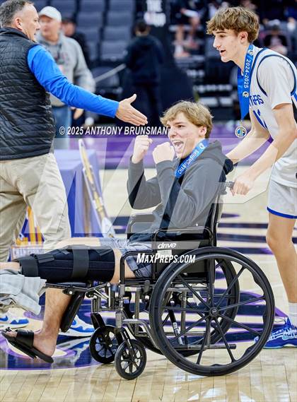 Thumbnail 2 in Fresno Christian vs Priory (CIF State D4 Final) photogallery.